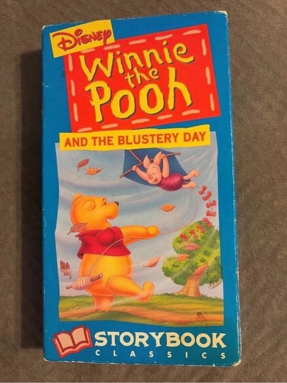 Disney Winnie the Pooh and the Blustery Day VHS Storybook Classics